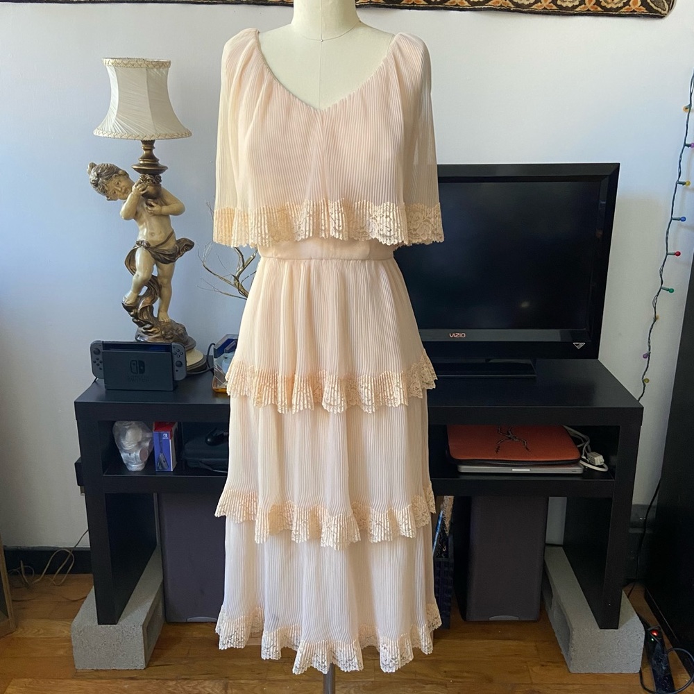 Vintage 70s Miss Elliette tiered chiffon dress
